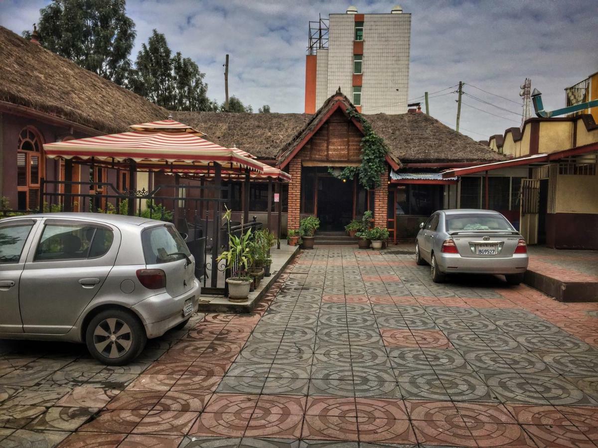 Top Ten Hotel Addis Ababa Dış mekan fotoğraf