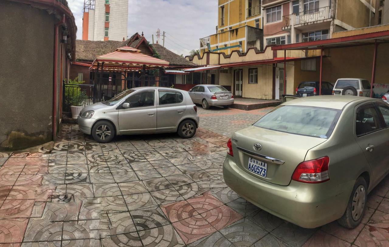 Top Ten Hotel Addis Ababa Dış mekan fotoğraf