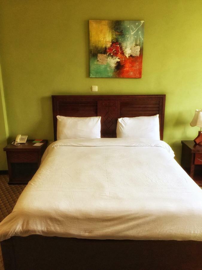 Top Ten Hotel Addis Ababa Dış mekan fotoğraf