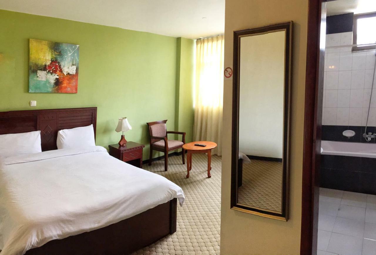 Top Ten Hotel Addis Ababa Dış mekan fotoğraf