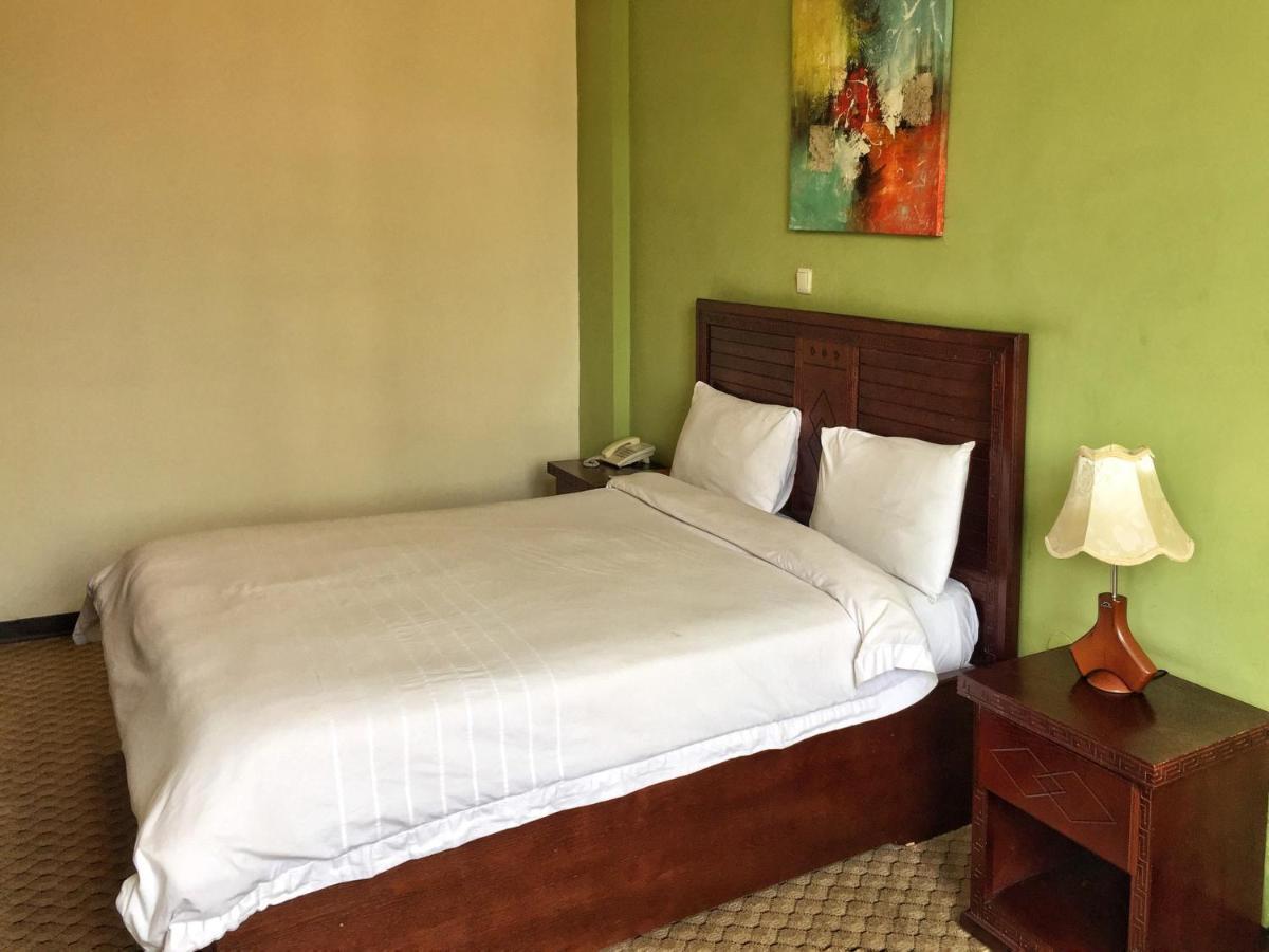 Top Ten Hotel Addis Ababa Dış mekan fotoğraf